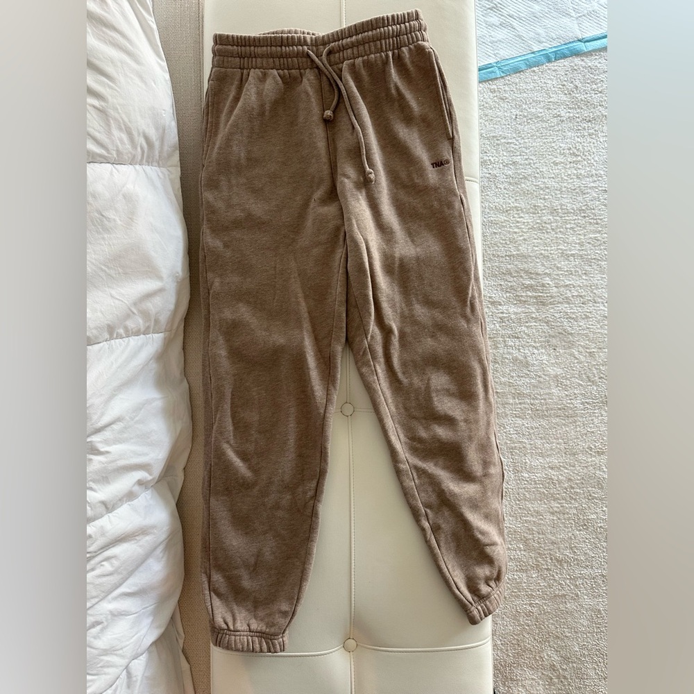 TNA Cozy Fleece Boyfriend Fit Sweatpants size S in Nomad taupe